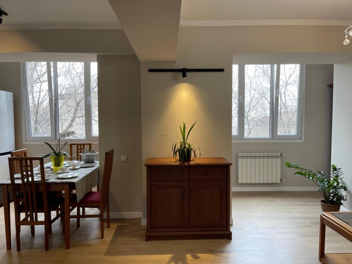 Almaty Apartment 76 Dış mekan fotoğraf